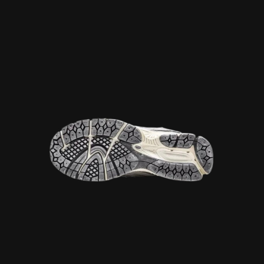 New Balance 2002R “Protection Pack” Grey