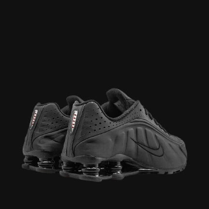 Nike Shox R4 Black